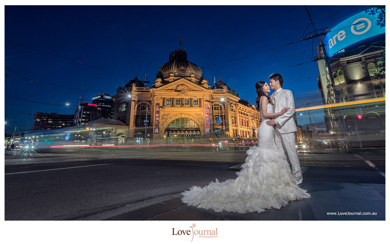Flinder Street Station婚纱摄影, 中央车站夜景婚纱摄影 ,墨尔本中央车站婚纱摄影
