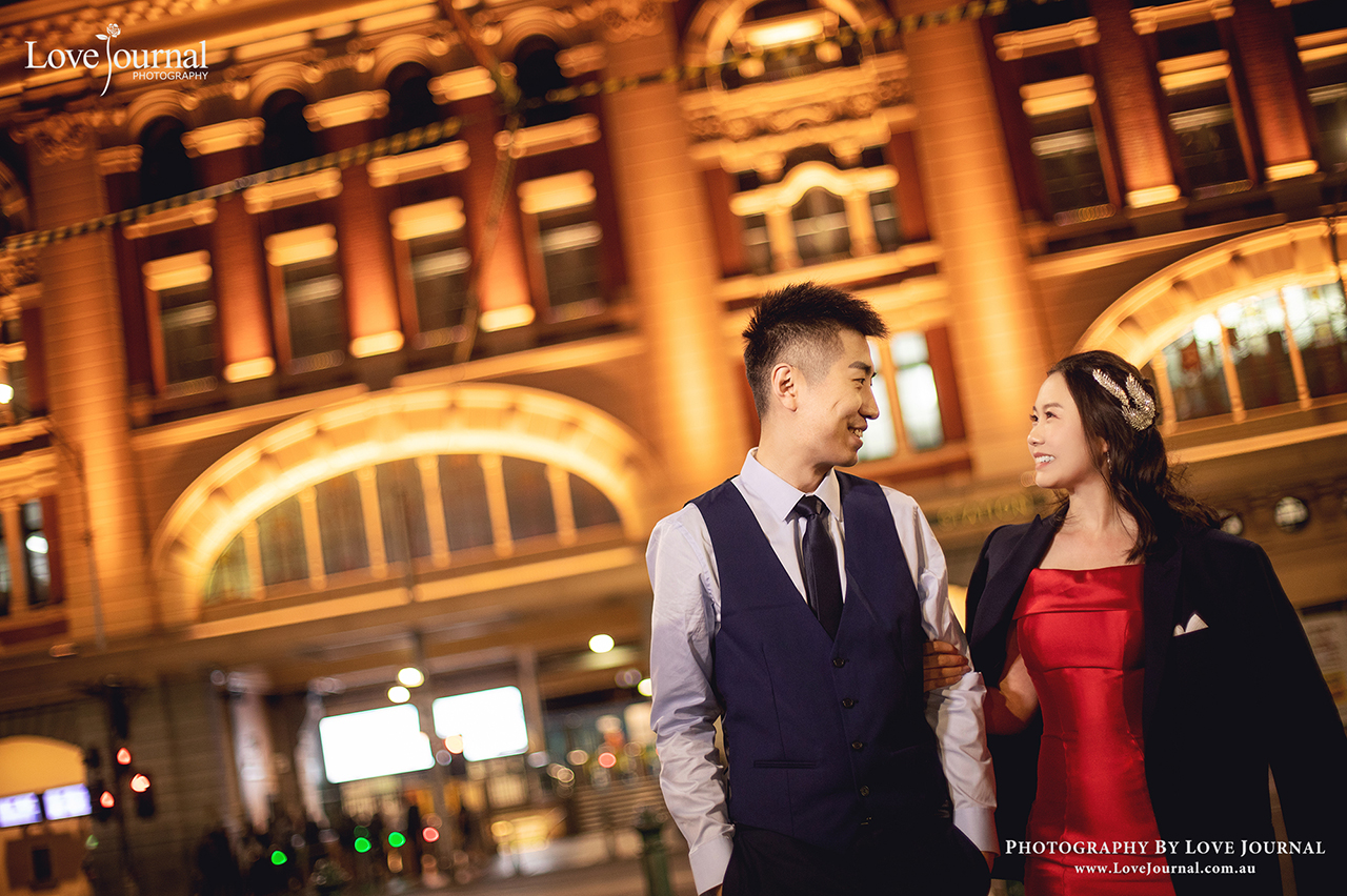 Flinder Street Station婚纱摄影, 中央车站夜景婚纱摄影 ,墨尔本中央车站婚纱摄影