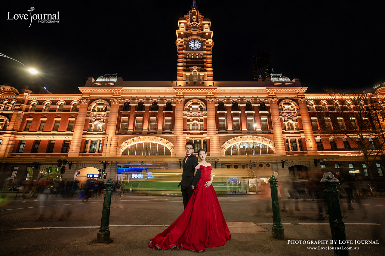 Flinder Street Station婚纱摄影, 中央车站夜景婚纱摄影 ,墨尔本中央车站婚纱摄影