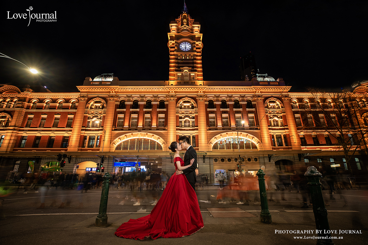 Flinder Street Station婚纱摄影, 中央车站夜景婚纱摄影 ,墨尔本中央车站婚纱摄影