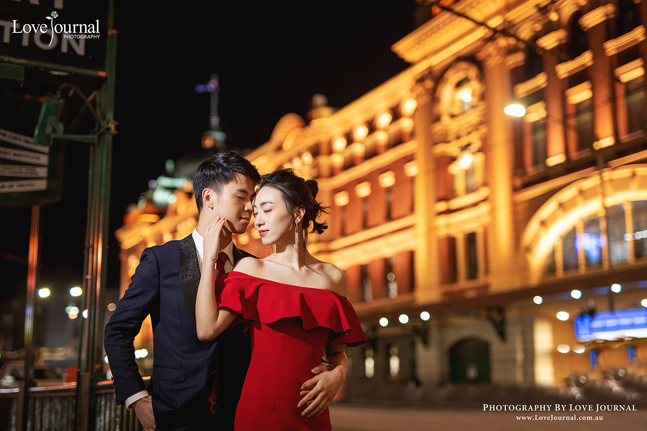 Flinder Street Station婚纱摄影, 中央车站夜景婚纱摄影 ,墨尔本中央车站婚纱摄影