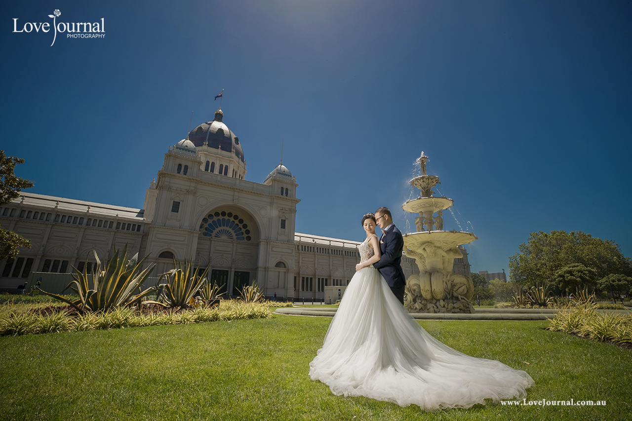 Melbourne Carlton Garden Pre-Wedding Photography