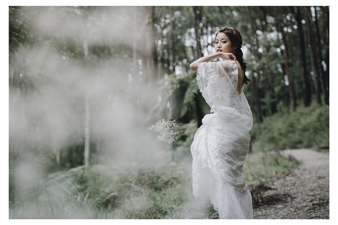 Pre-Wedding-Rustic-Style-Photography