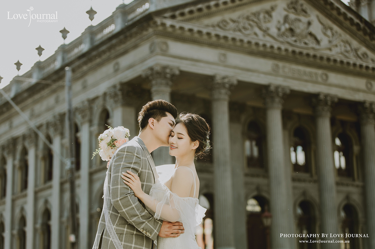 Melbourne city and Mornington Pre-wedding Photography